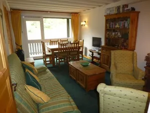 Image of 100m from resort center, 6th floor, view ski slopes, balcony, tv, ski locker, 52m², Courchevel