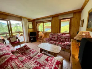 Image of Appartement ski aux pieds, 2 chambres, terrasse et parking couvert - La Clusaz - FR-1-459-49