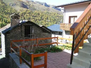 Image of Terrace, fireplace or stove, tv, ski locker, 30m², Les Menuires