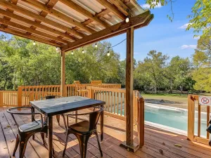 Image of 5 acre Retreat Waterfront!  Kayaks, Disc golf +++
