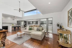 Image of Luxe Jetty Apartment