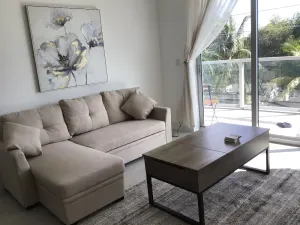 Image of Spacious 2 Bedroom, 2 Bathroom condo with heated outdoor pool and jacuzzi!