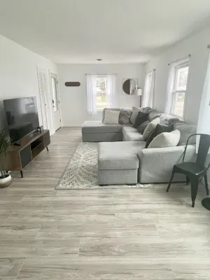 Image of Cozy home - great Perrysburg location