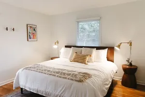 Image of \"The Berry\" Mid-Century Modern Stay w/ 3BR - UK