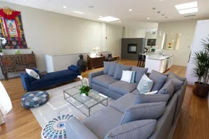 Image of Spacious and serene getaway in downtown Menlo Park.