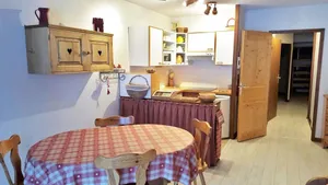 Image of Resort center, 2nd floor, balcony, tv, ski locker, 51m², La Tania