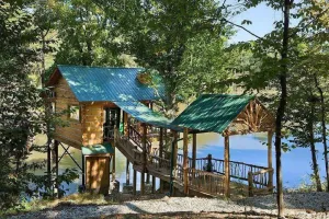 Image of 1 BEDROOM 1 BATH, TREE-CABIN BY A 20 ACRE PRIVATE LAKE