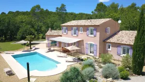 Image of Beautiful Provencal style holiday home, with pool, for 4 to 10 people