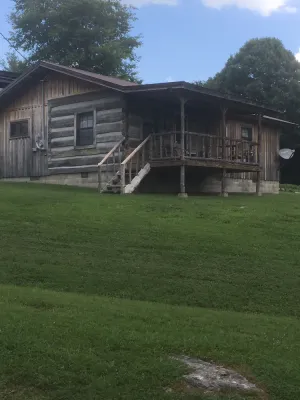 Image of Rustic cabin over looking Cordell Hull Lake