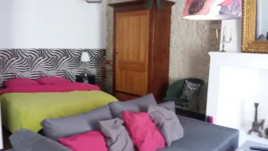Image of ATYPICAL APARTMENT IN THE HEART OF THE MEDIEVAL CITY
