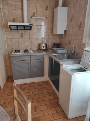 Image of T2 apartment adjoining villa, south of Lacanau. 300 m. beach