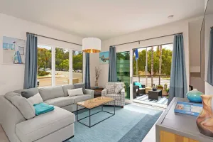 Image of Upscale Modern Townhouse At Balboa Park