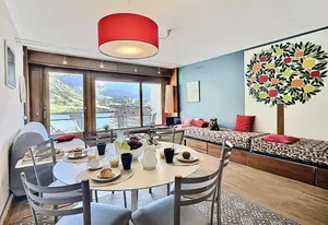Image of Résidence Les Ducs De Savoie - Appartement 2 pièces 6 personnes à Tignes au pied des commerces, du bowling et proche des pistes, de la piscine et de l'office d MAE-2010