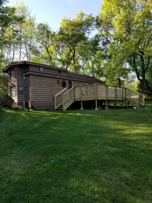 Image of Lakeside Tiny Home Retreat ~ 2 1/2 acres ~ Breathtaking Views ~ Relax! ~