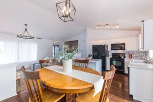 Image of Cedar Ridge Rendezvous 4 Bedroom House with Adjacent Park