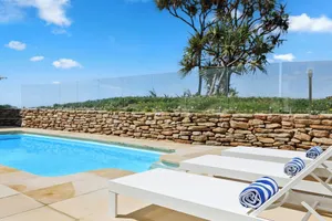 Image of Captain's Quarters - Absolute Beachfront, Pool, Pets, Family Friendly