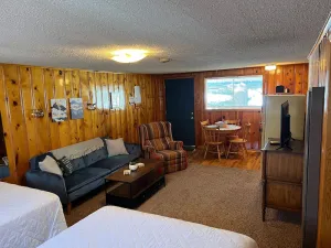 Image of Mountain View Lodge Kitchenette Suite - Room 10