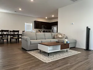 Image of 4 Bedded Home for a Quick Comfy Stay