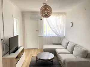 Image of Glenelg Holiday Apartments-The Broadway