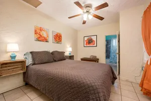 Image of Casa de Colores - Cheerful 1 Bed, Full Bath House