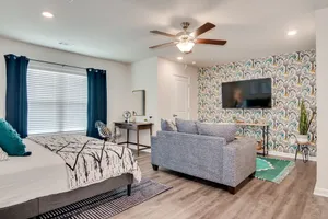 Image of Luxury Studio with King Bed, 300+ MBPS wifi, blackout curtains right off Freeway