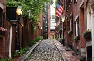 Image of ★Contemporary Studio10min to Boston w/ free Parking★