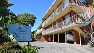 Image of Traveller's Palms no 8 - Bring your own linen.