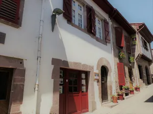 Image of Makila