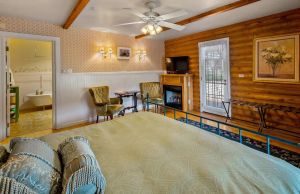 Image of Quarter Horse Inn / Jasmine Room