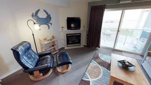 Image of Waters Edge 103
