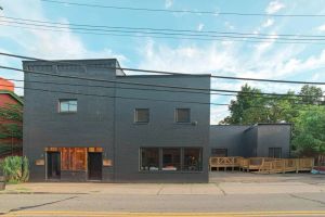 Image of Loft North Shore Apartment Pool Table