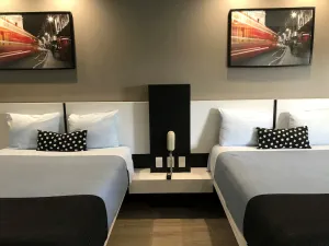 Image of Crystal Inn