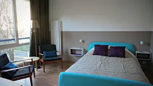 Image of Little Suite - Constance
