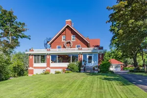 Image of The Firelight Inn On Oregon Creek Bed And Breakfast