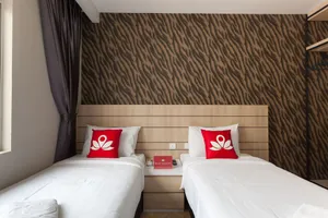 Image of ZEN Rooms Medan Makmur @Worldview Grand Hotel