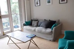 Image of Modern 2 Bedroom Apartment With Views of Clapham Common