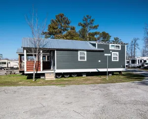 Image of Sunset , River Rocks Landing With 3 Pools! 1 Bedroom Bungalow