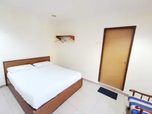 Image of Hotel Sura by OYO