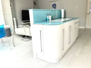 Image of "8 Guest's House.... Wow!"