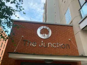 Image of Charming 2-bed Apartment in Slough