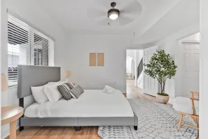 Image of Stylish & Modern 4BD Home