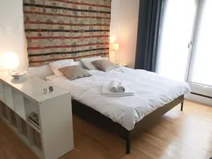 Image of Apartment close to Metro 140-1