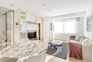 Image of Elegant 2 Bed, 2 Bath apt Sleeps 6 in Marylebone