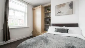 Image of Beautiful 4BD Family Home Burley Leeds