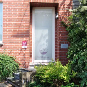 Image of B&B 52