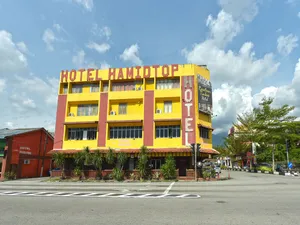 Image of Super OYO Capital O 90659 Raintown Timbers Hotel