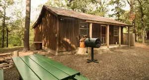 Image of Bear Hollow Cabin With Hot Tub Minutes Away From Beavers Bend State Park and Broken Bow Lake by Redawning