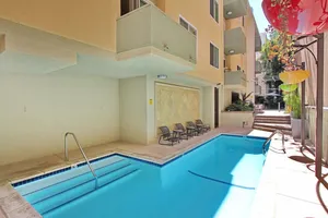 Image of Beverly Hills Penthouse 2 BR Apt with Parking 407