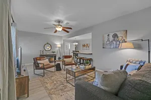 Image of Beautiful Pet Friendly Home In Central Location! 4 Bedroom Home by Redawning