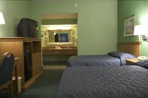 Image of Deluxe Inn Vicksburg Mississippi